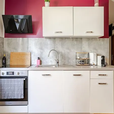 Caly Apartament Na Wylacznosc Z Samodzielnym Zameldowaniem Apartament
