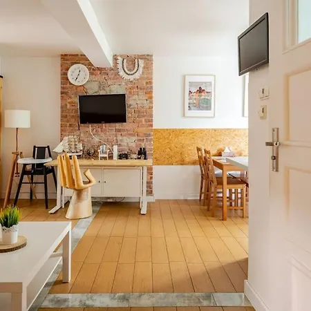 Caly Apartament Na Wylacznosc Z Samodzielnym Zameldowaniem Apartman